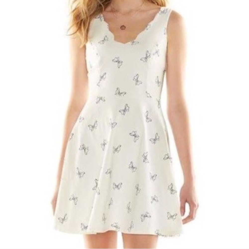 REPOSH! LC Lauren Conrad Disney Bow Dresss